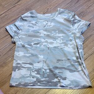 BDG Gray Camo Short Sleeve Tee
